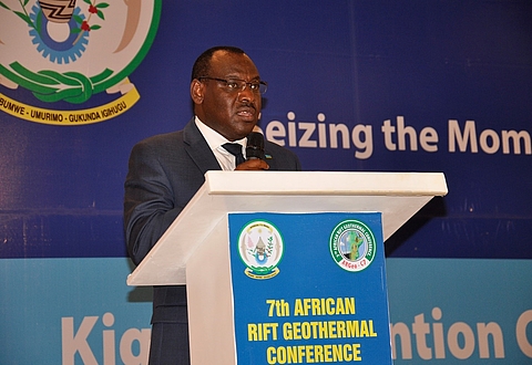 Minister of Infrastructure, Amb. Claver Gatete urged experts and leaders in the Geothermal industry to join efforts to address sector challenges with a target to achieve Sustainable Development Goals by 2030.